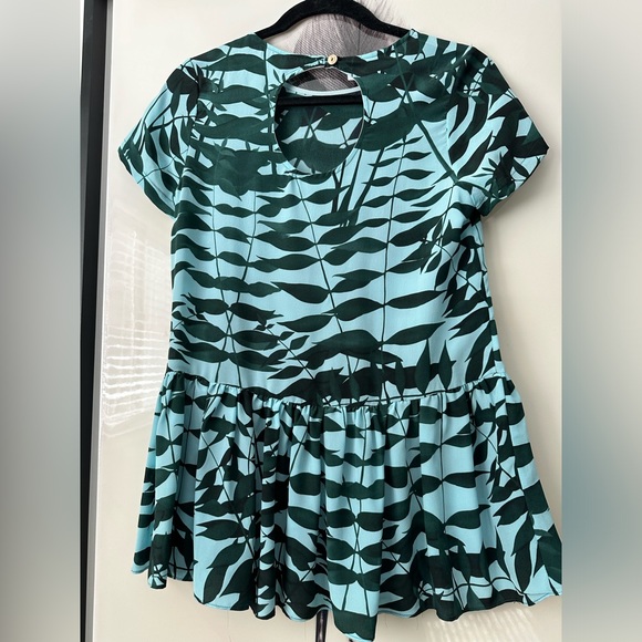 Anthropologie 100% Silk Peplum Tropical Leaf Peplum Ruffle Top XS - Picture 3 of 5